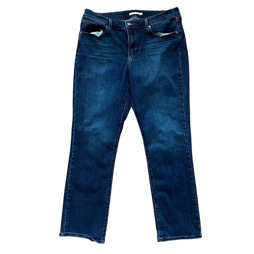 Levi’s Women’s Classic Straight Leg Jeans Dark Wash Size 32